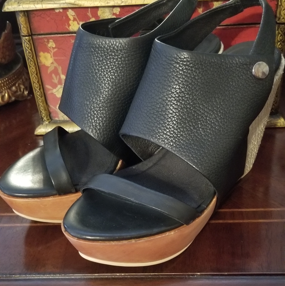 Farylrobin Wedge Heeled Sandals